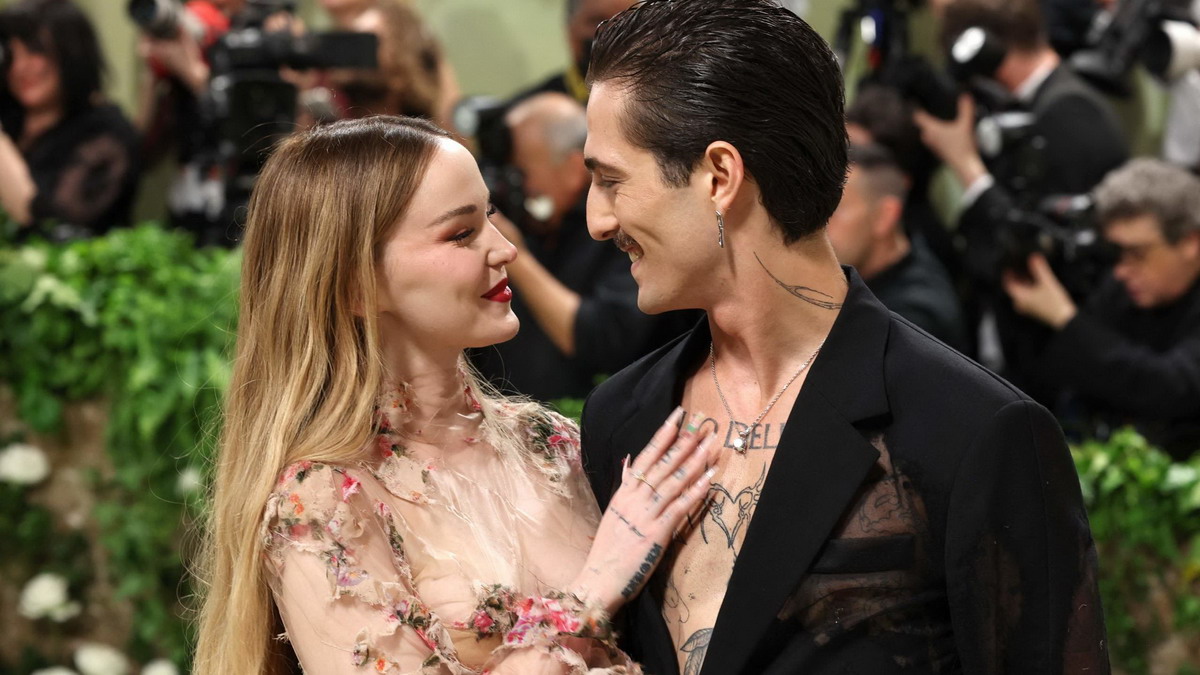 Damiano David e Dove Cameron: storia d’amore o solo un colpo di scena? Gli indizi che fanno pensare!